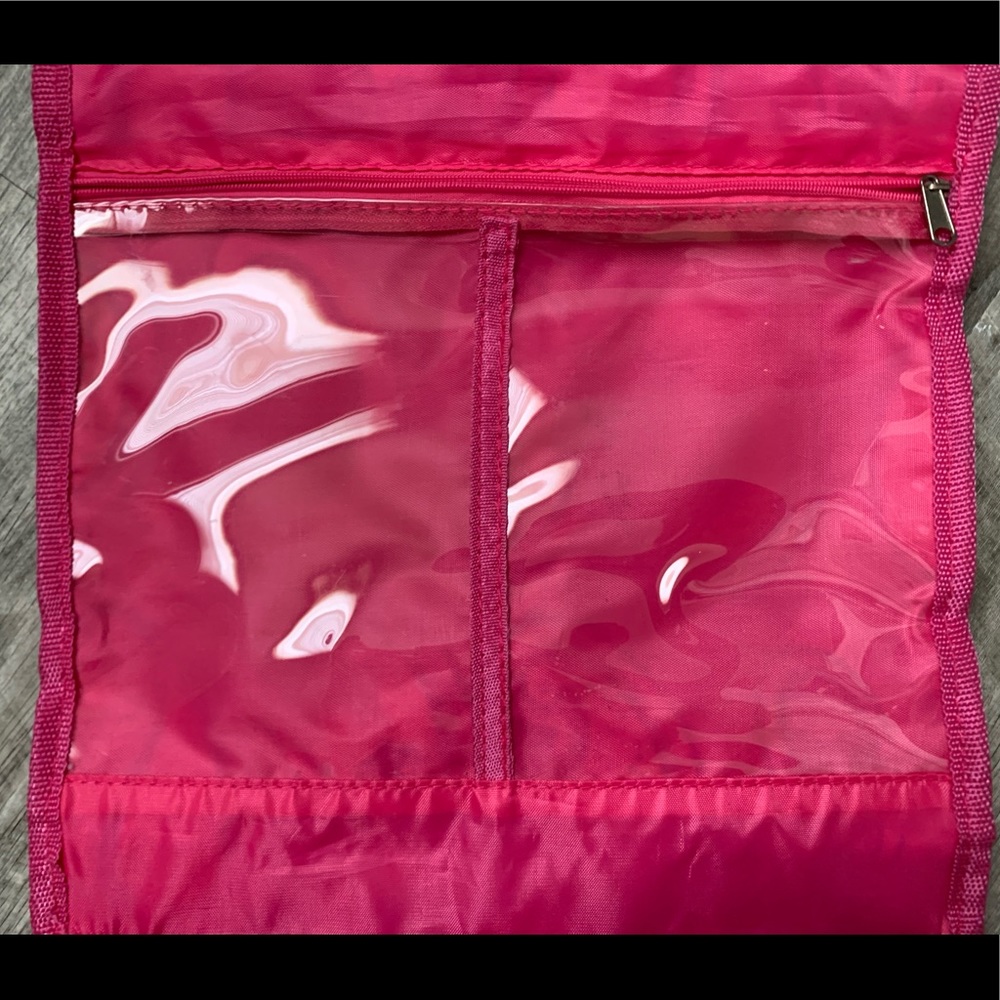 Simply Southern Hanging Travel Bag - Picture 3 of 13